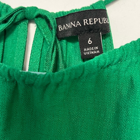 Banana Republic - Picture 3 of 3